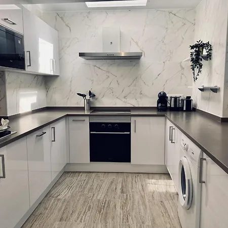 بيت للعطل South Corner *