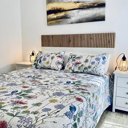 South Corner أذيخي