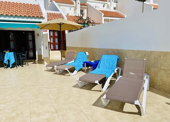 South Corner * Адехе